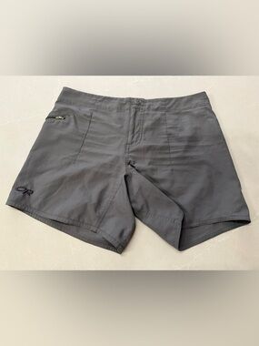 Outdoor Research Women’s  Charcoal Gray Athletic Shorts, 8